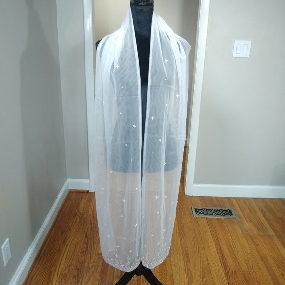 NWT! CLEARANCE! 8 ft long Embroidered Wedding Wrap - Picture 5 of 8